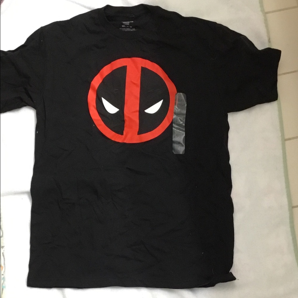 Marvel Deadpool T-shirt. Men or Women.